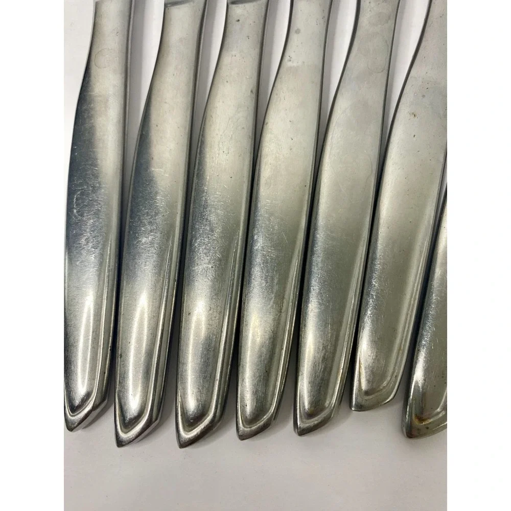 Noritake Stainless Fantasy 7 Dinner Knives 8 1/4